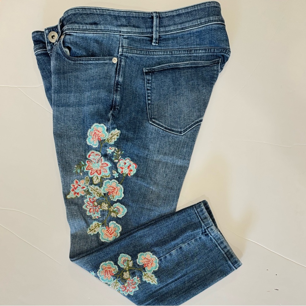 Cropped Jeans Embroidered Floral Denim Mid Rise Women 6 J Jill - Picture 2 of 7